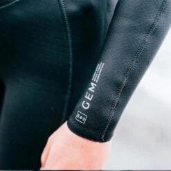 Mystic 2024 Femmes Gem 6/4/3mm Chest Zip à Capuche Combinaison Néoprène -Surf Promotion Boutique 2024 femmes gem 643mm chest zip a capuche combinaison neoprene 3