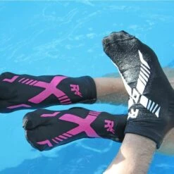 Chaussettes Natation Adulte Piscine Antidérapantes Antibactérien Fuchsia -Surf Promotion Boutique chaussettes natation adulte piscine antiderapantes antibacterien fuchsia 4