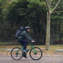 Sac à Dos étanche Urbain 40L PVC Noir Zulupack X Riding Zone -Surf Promotion Boutique sac a dos etanche urbain 40l pvc noir zulupack x riding zone 3