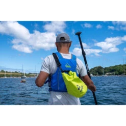 Aquapac Sac étanche 7L Heavyweight Avec Bandoulière Vert Acide -Surf Promotion Boutique sac etanche 7l heavyweight avec bandouliere vert acide 3